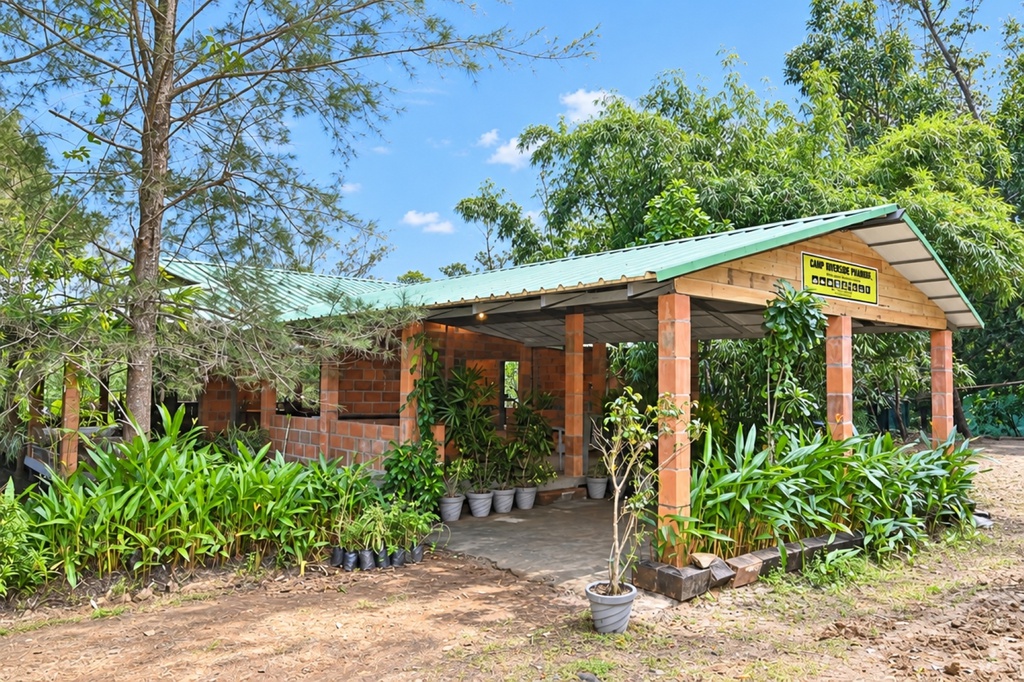 Camp Riveredge Paradise photo 10